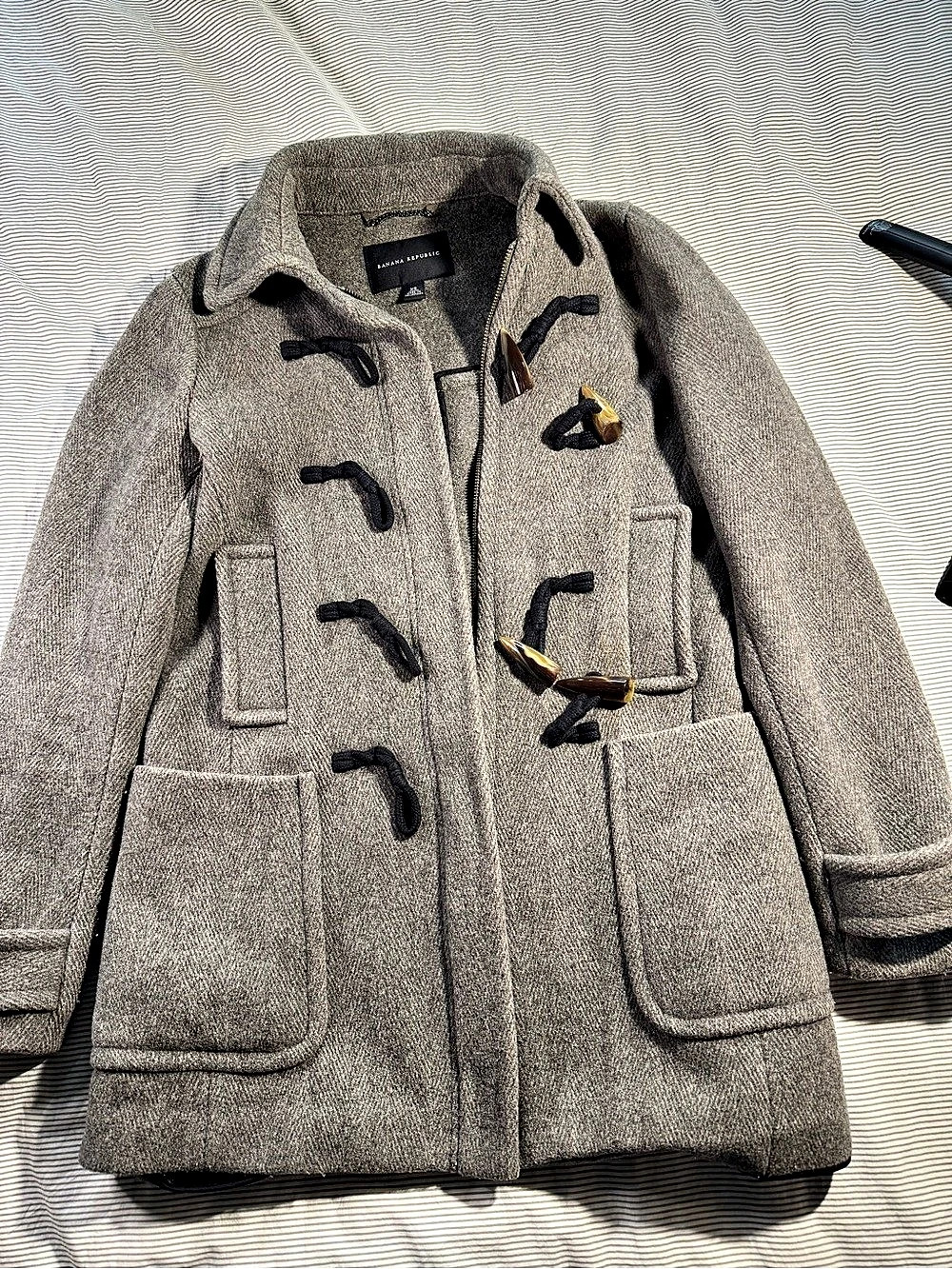 Banana Republic Gray Wool Toggle Pea Coat Size XS